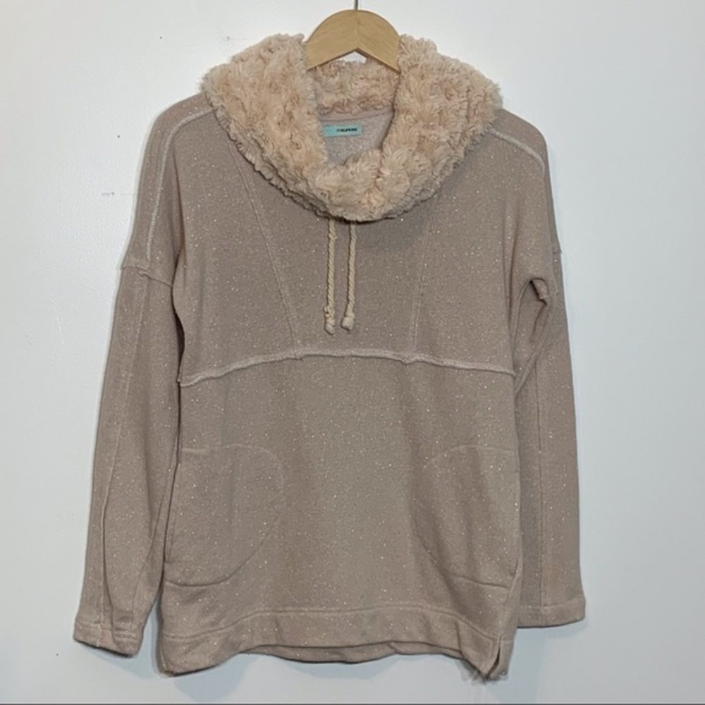 EUC Maurice’s faux fur‎ cowl neck pink glitter sweatshirt